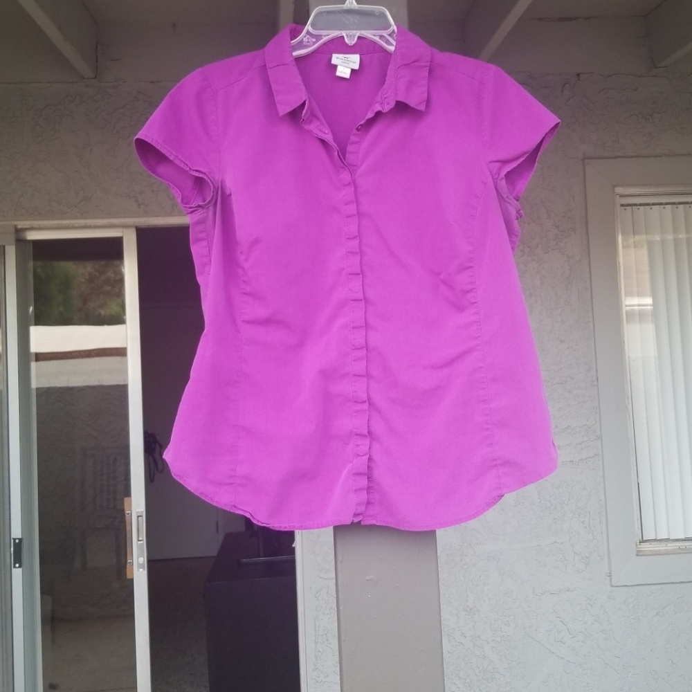 JC Penney Worthington short sleeve purple top